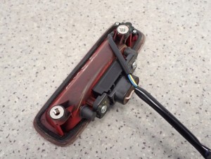 SUZUKI SWIFT MK6 04- KLAMKA TYLNEJ KLAPY SWITCH KEYLESS 4/5 MINIATURA