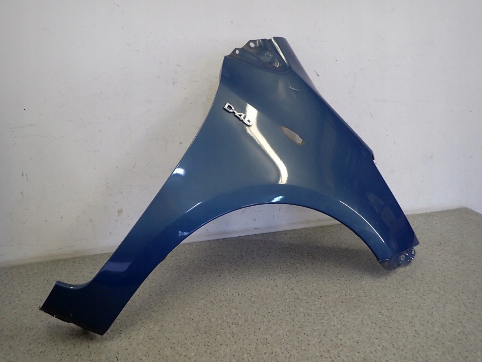 TOYOTA YARIS II 06-11 BŁOTNIK PRZEDNI PRAWY 8T1 2/11