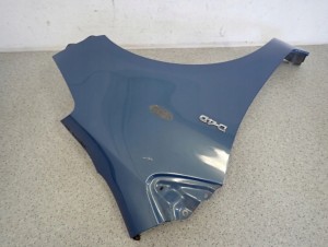 TOYOTA YARIS II 06-11 BŁOTNIK PRZEDNI PRAWY 8T1 5/11 MINIATURA