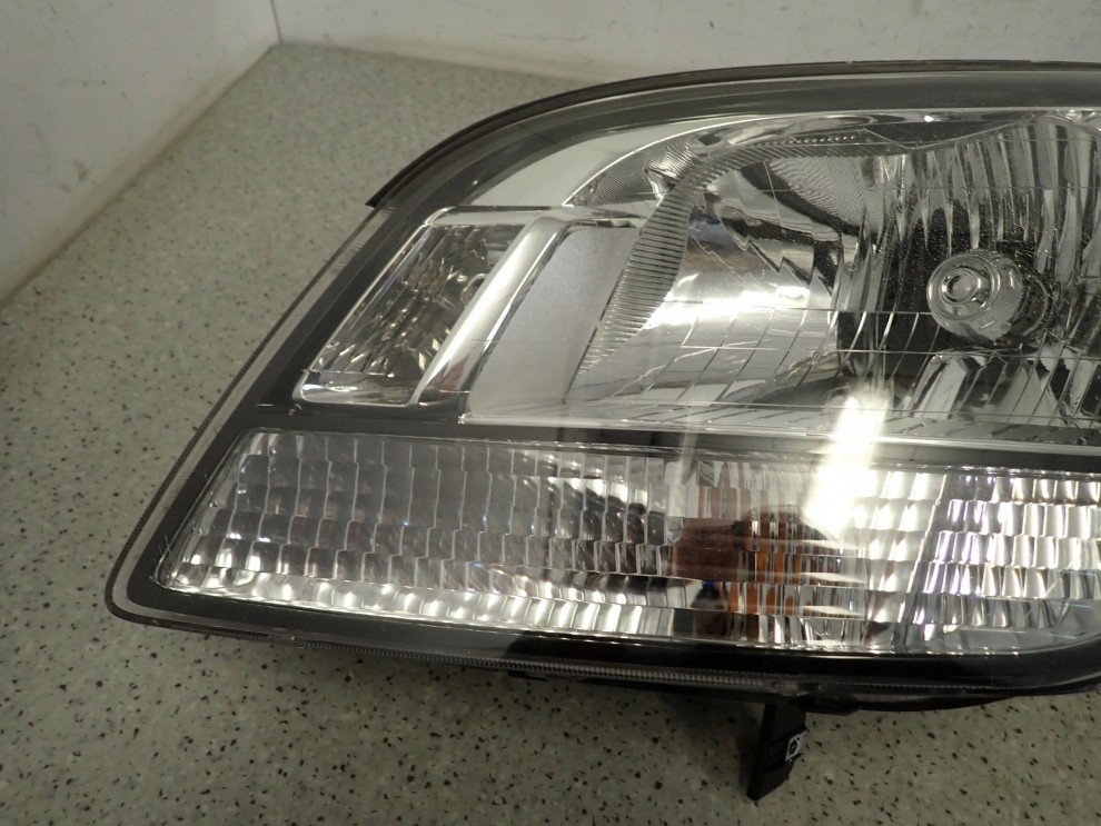 CHEVROLET ORLANDO 10- LAMPA PRZEDNIA LEWA REFLEKTOR LEWY 11/16