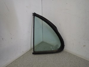 NISSAN MICRA K12 SZYBA DRZWI TYLNYCH LEWYCH TYŁ