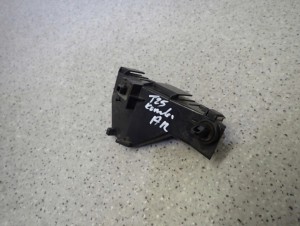 TOYOTA AVENSIS T25 02- ŚLIZG ZDERZAKA TYLNY PRAWY 7/7 MINIATURA