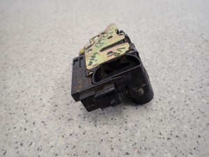 CHEVROLET AVEO T250 07- ZAMEK DRZWI PRZEDNI PRAWY 4+2 PINY 7/7 MINIATURA