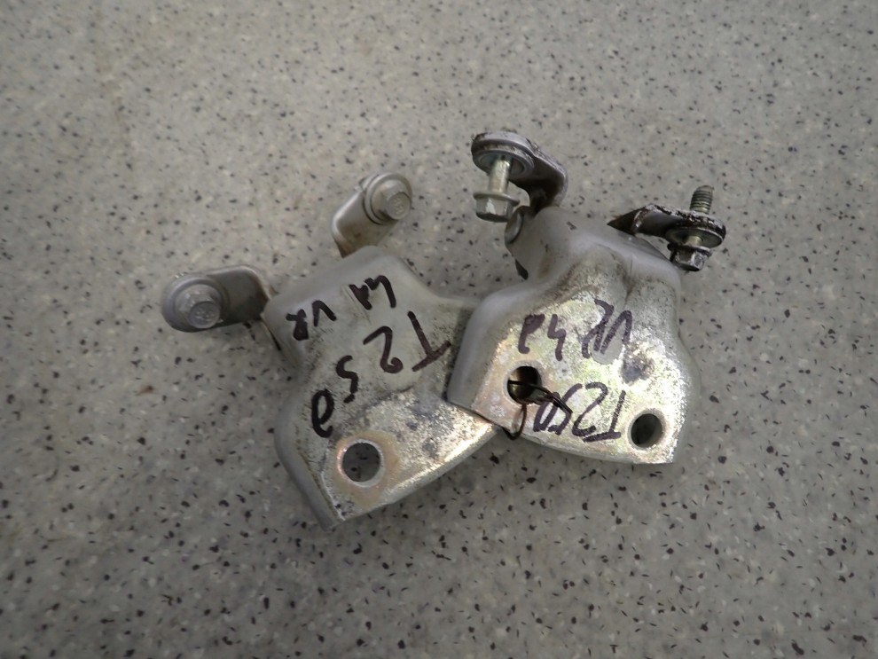 CHEVROLET AVEO T250 4D 07- ZAWIASY DRZWI PRZEDNIE PRAWE 1/4