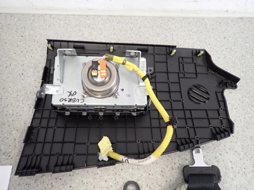 COROLLA VERSO 04-08 PODUSZKI POWIETRZNE ZESTAW SRS EUROPA 10/12