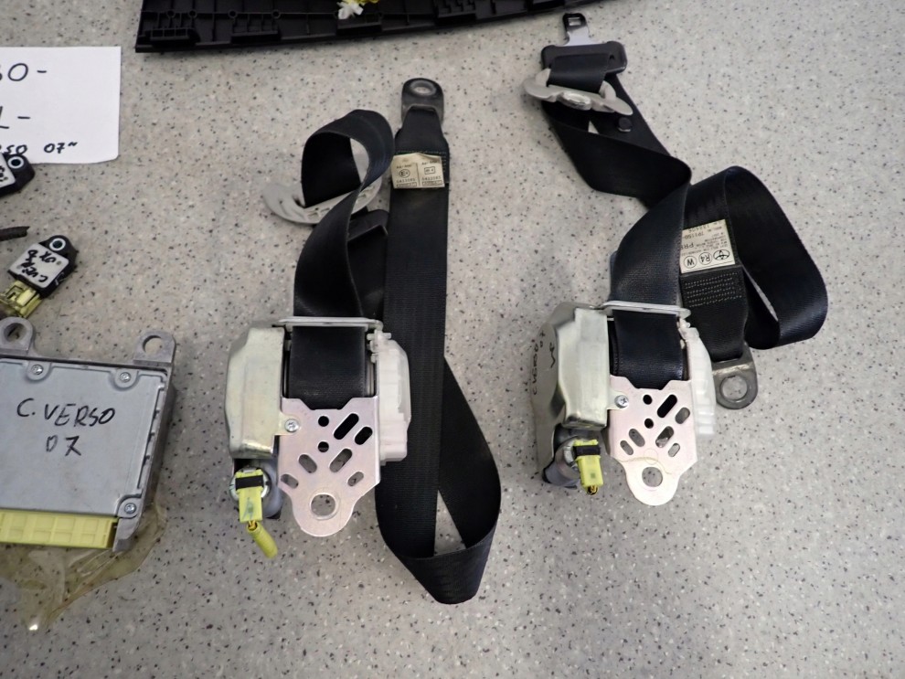 COROLLA VERSO 04-08 PODUSZKI POWIETRZNE ZESTAW SRS EUROPA 11/12