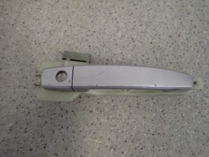 CHEVROLET AVEO T250 4D 07- KLAMKA DRZWI PRZEDNIA PRAWA 92U