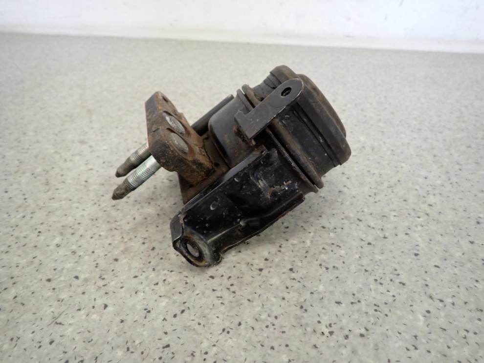 TOYOTA AVENSIS T25 2.0D PRZEDLIFT 02-05 PODUSZKA SILNIKA PRZEDNIA PRAWA 6/7