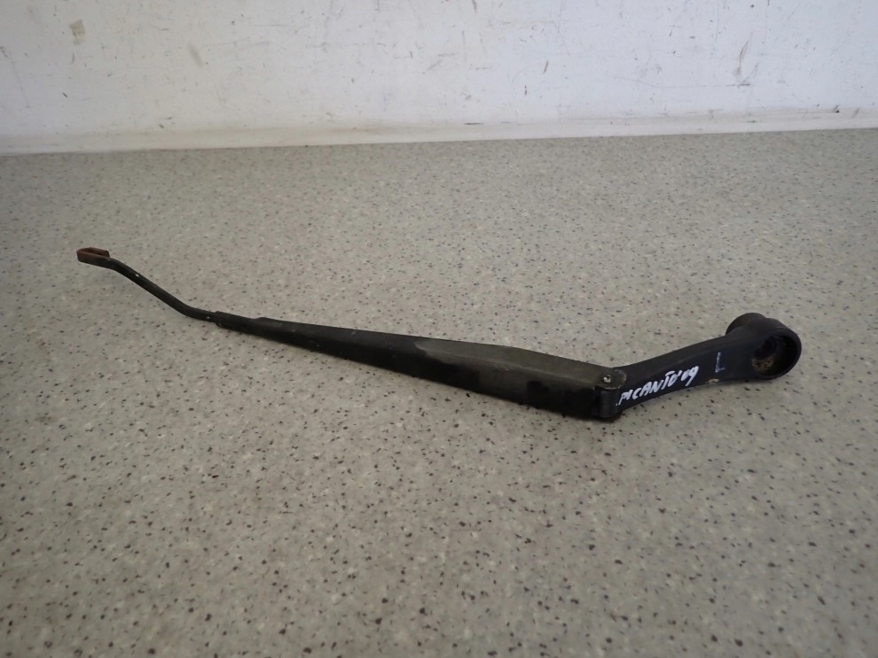 KIA PICANTO 07-11 RAMIE WYCIERACZKI PRZEDNIE LEWE 1/6