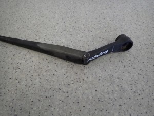 KIA PICANTO 07-11 RAMIE WYCIERACZKI PRZEDNIE LEWE 2/6 MINIATURA