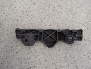 MAZDA 2 II 07- DE ŚLIZG ZDERZAKA PRZEDNI PRAWY 3/5 MINIATURA