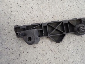 MAZDA 2 II 07- DE ŚLIZG ZDERZAKA PRZEDNI PRAWY 4/5 MINIATURA