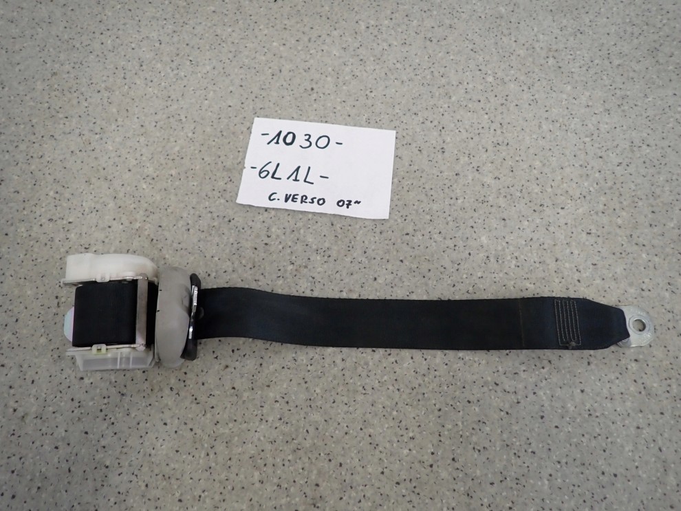 TOYOTA COROLLA VERSO II 04-08 PAS BEZPIECZEŃSTAWA TYLNY PRAWY 3 RZĄD 1/3