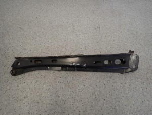 TOYOTA VERSO 09-13 WSPORNIK PASA PRZEDNIEGO LEWY