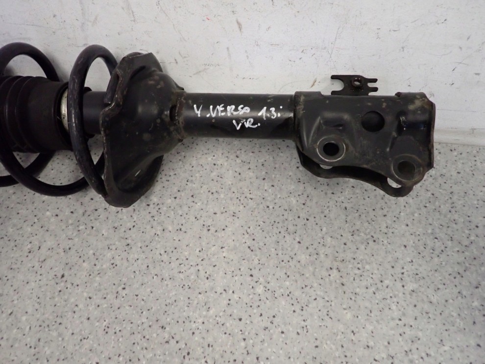 TOYOTA YARIS VERSO 99- AMORTYZATOR PRZÓD LEWY PRAWY 4/8