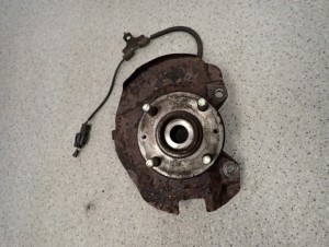 KIA PICANTO 04-10 ZWROTNICA PIASTA PRZEDNIA PRAWA 2/6 MINIATURA