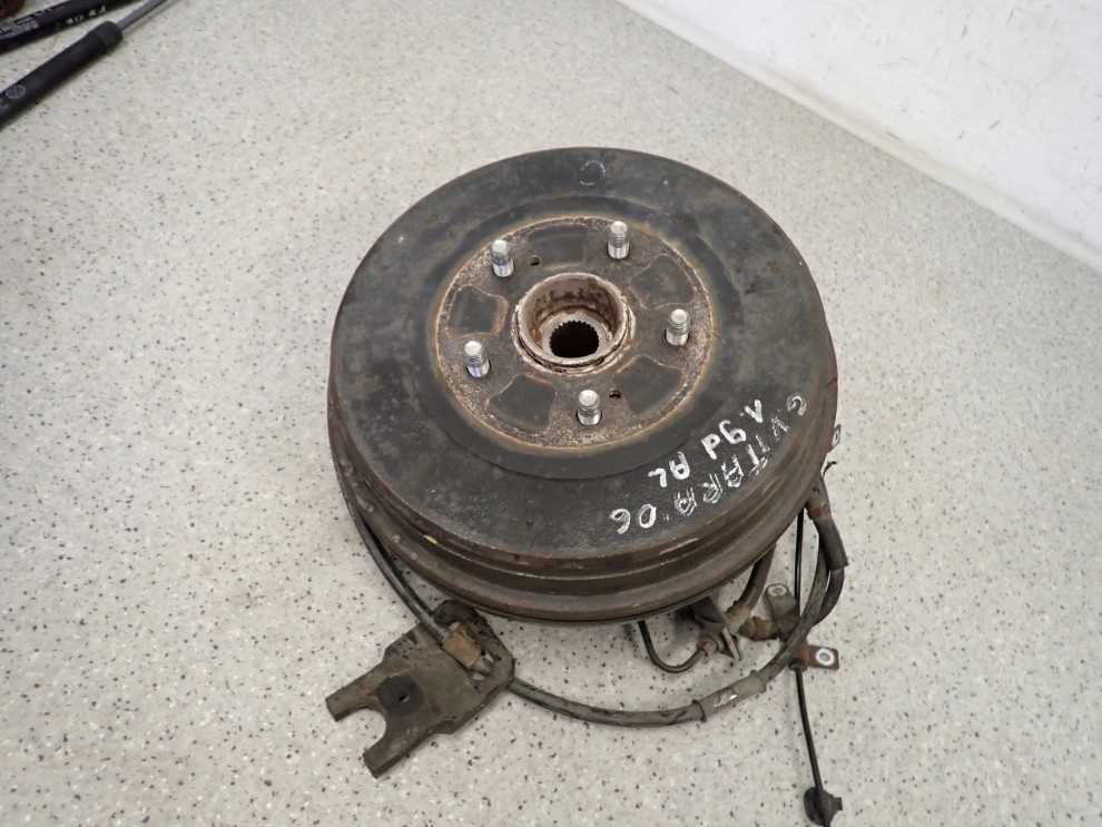 GRAND VITARA II 05-12 1.9 D ZWROTNICA TYLNA LEWA BĘBEN 3/6