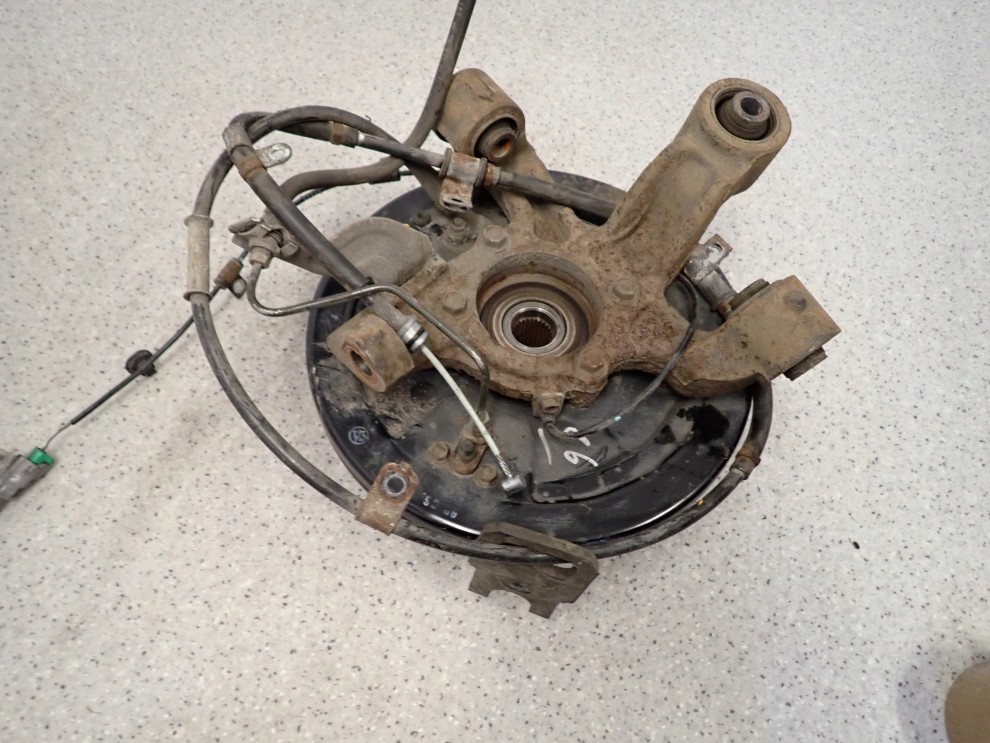 GRAND VITARA II 05-12 1.9 D ZWROTNICA TYLNA LEWA BĘBEN 6/6