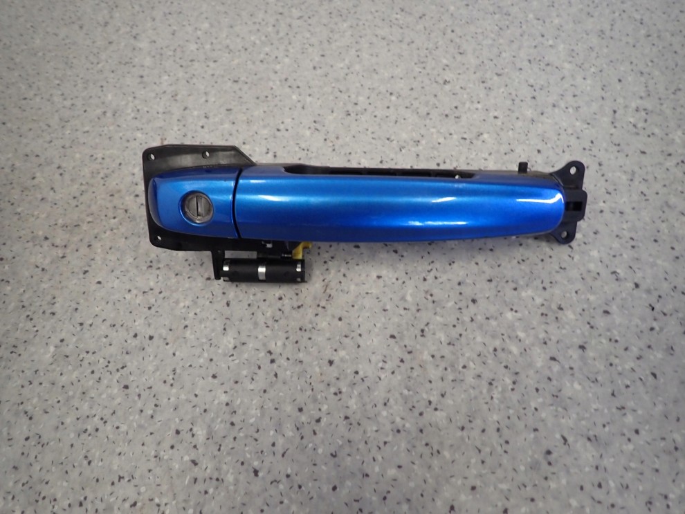 SUZUKI CELERIO 14-19 KLAMKA DRZWI PRZEDNIE LEWY ZQE 1/8