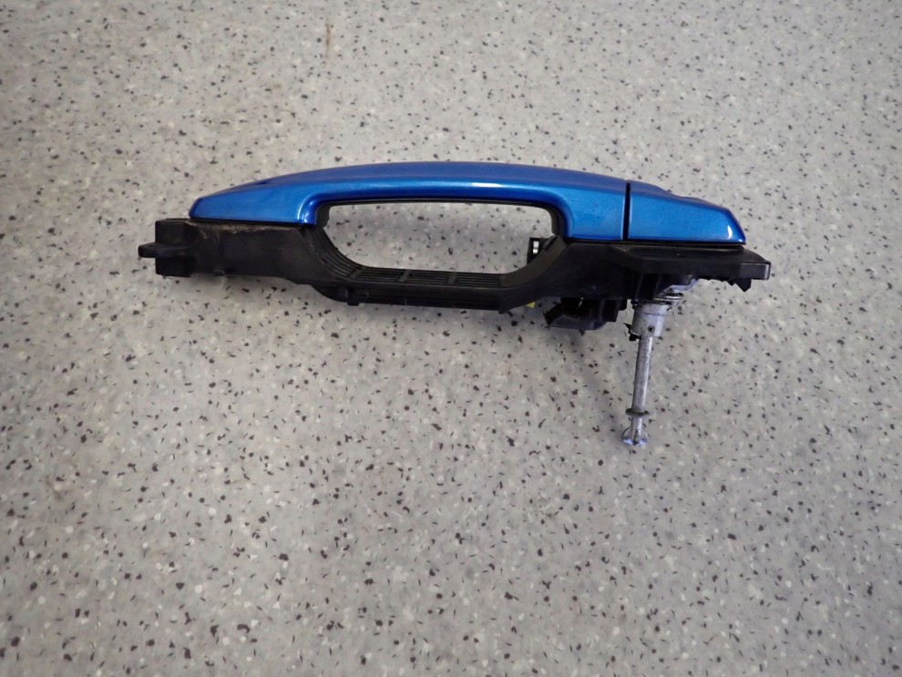 SUZUKI CELERIO 14-19 KLAMKA DRZWI PRZEDNIE LEWY ZQE 4/8