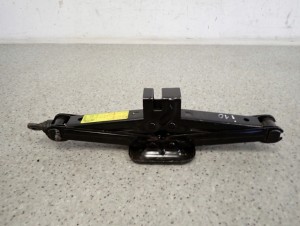 HYUNDAI LEWAREK PODNOŚNIK SAMOCHODOWY 4/5 MINIATURA