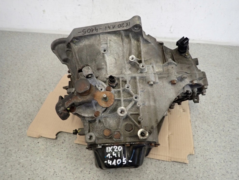 KIA VENGA 09- HYUNDAI IX20 1.4I SKRZYNIA BIEGÓW 4/7