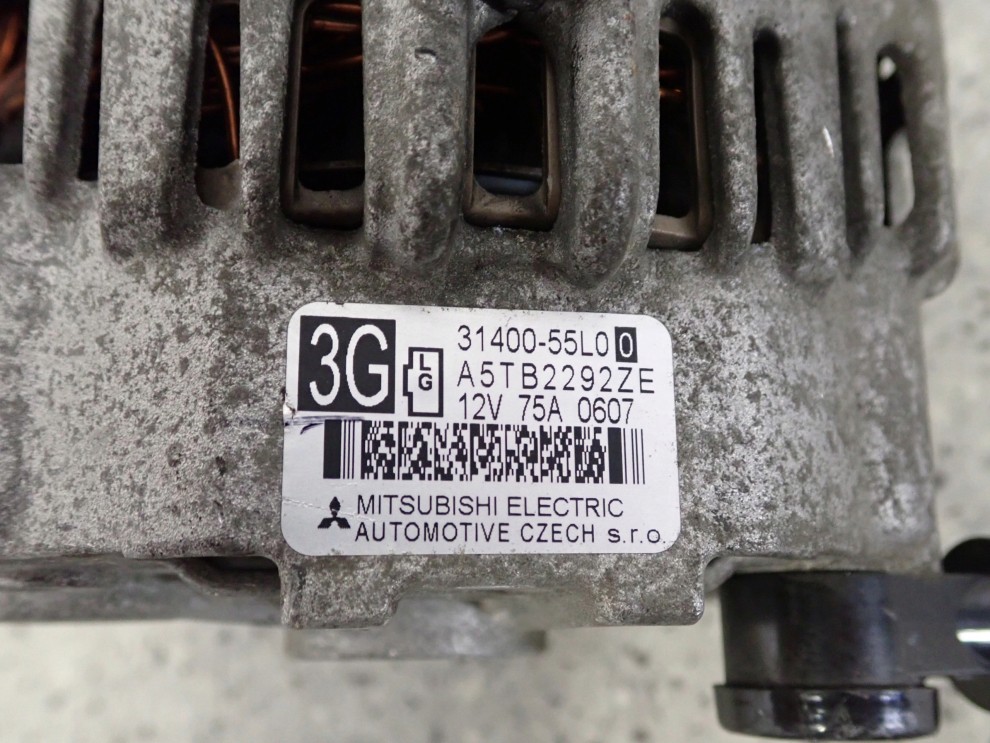 SUZUKI SX4 SEDICI 06-13 1.5i BENZYNA ALTERNATOR 31400-55L0 2/6