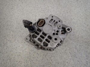 SUZUKI SX4 SEDICI 06-13 1.5i BENZYNA ALTERNATOR 31400-55L0 5/6 MINIATURA