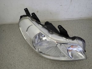 SUZUKI SX4 FIAT SEDICI 06-13 LAMPA PRZEDNIA PRAWA REFLEKTOR 5/9 MINIATURA