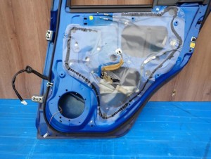 SUZUKI SWIFT MK7 5D 10-16 DRZWI TYLNE PRAWE ZCG KOMPLETNE 13/13 MINIATURA