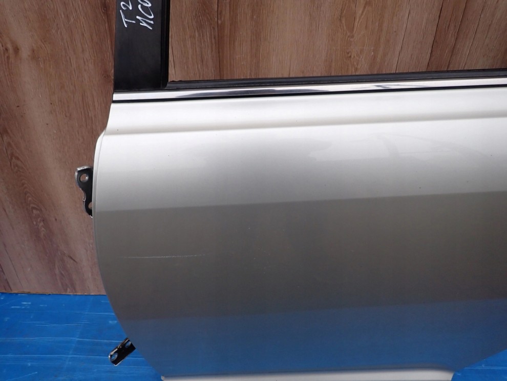 TOYOTA AVENSIS T25 KOMBI 02- DRZWI TYLNE LEWE 1C0 5/11