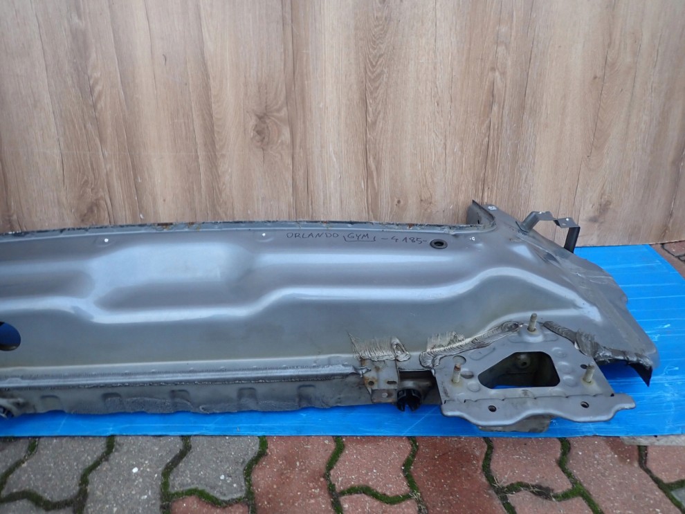 CHEVROLET ORLANDO 10- PAS TYLNY GYM 9/10