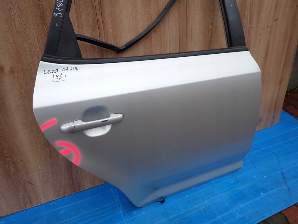 KIA CEED I HATCHBACK 07-12 DRZWI TYLNE PRAWE 9S 3/14