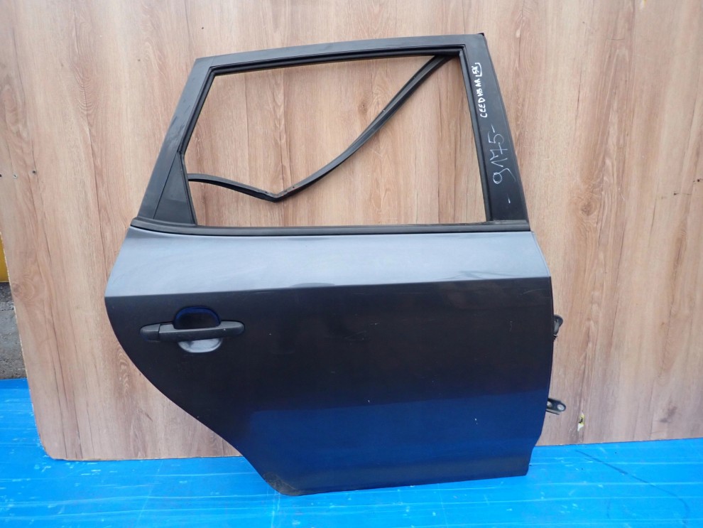 KIA CEED I HATCHBACK 07-12 DRZWI TYLNE PRAWE 5K 1/12