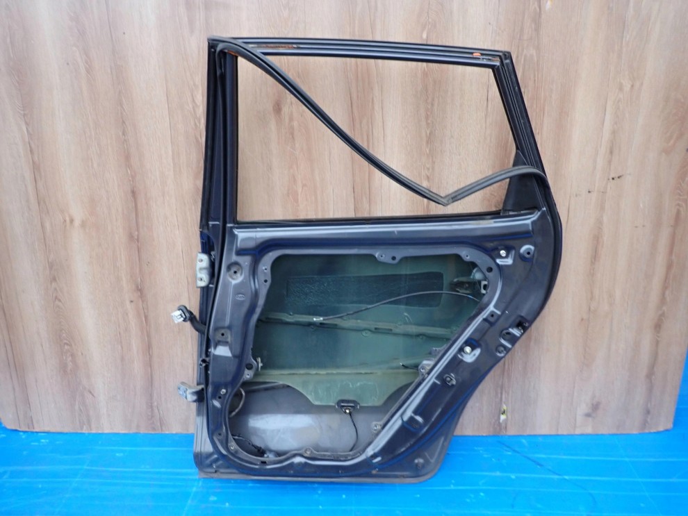 KIA CEED I HATCHBACK 07-12 DRZWI TYLNE PRAWE 5K 11/12