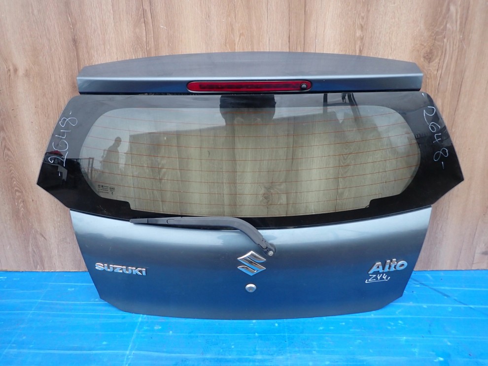 SUZUKI ALTO 09-14 KLAPA BAGAŻNIKA SZYBA TYLNA ZY4 1/8