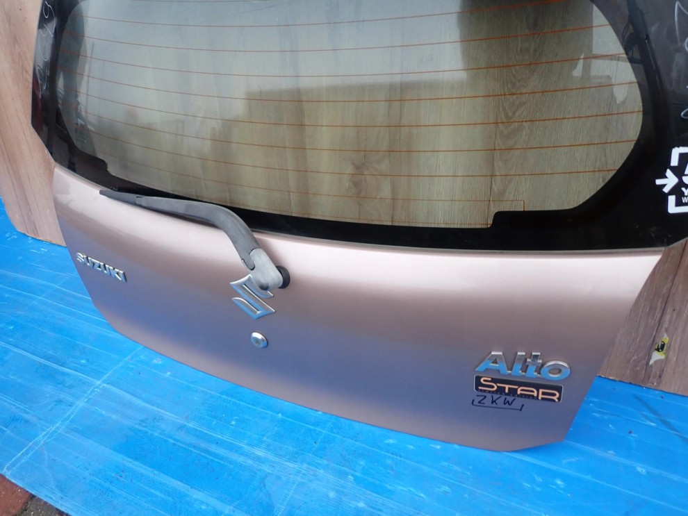 SUZUKI ALTO 09-14 KLAPA BAGAŻNIKA SZYBA TYLNA ZKW 6/11