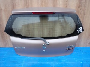 SUZUKI ALTO 09-14 KLAPA BAGAŻNIKA SZYBA TYLNA ZKW