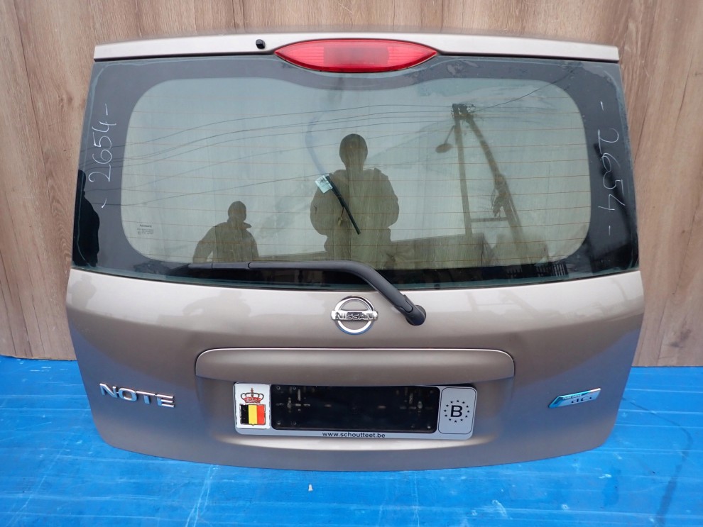 NISSAN NOTE E11 06-12 KLAPA BAGAŻNIKA SZYBA TYLNA C30 1/14