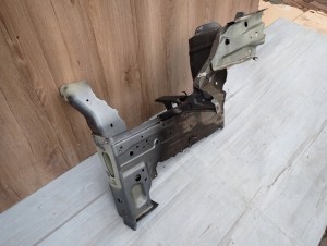 SUZUKI SWIFT MK7 10- MK7 PODŁUŻNICA PRZEDNIA LEWA 6/6 MINIATURA