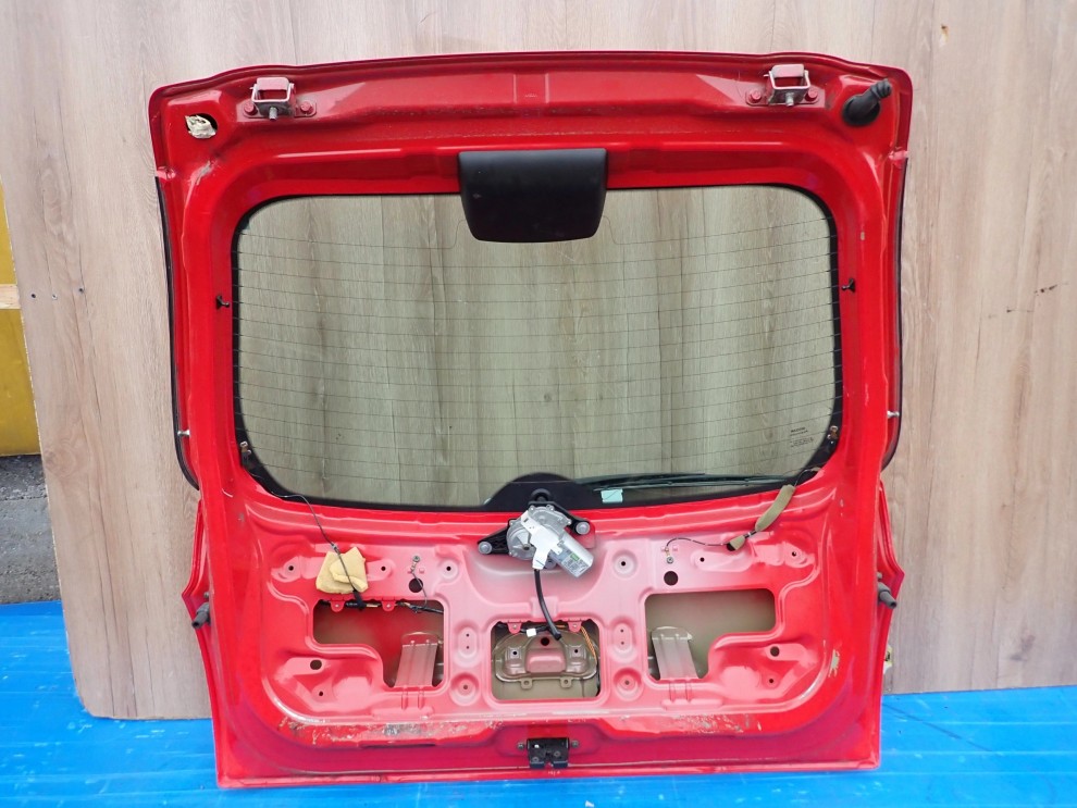 NISSAN MICRA K12 03- KLAPA BAGAŻNIKA SZYBA TYLNA Z10 8/9