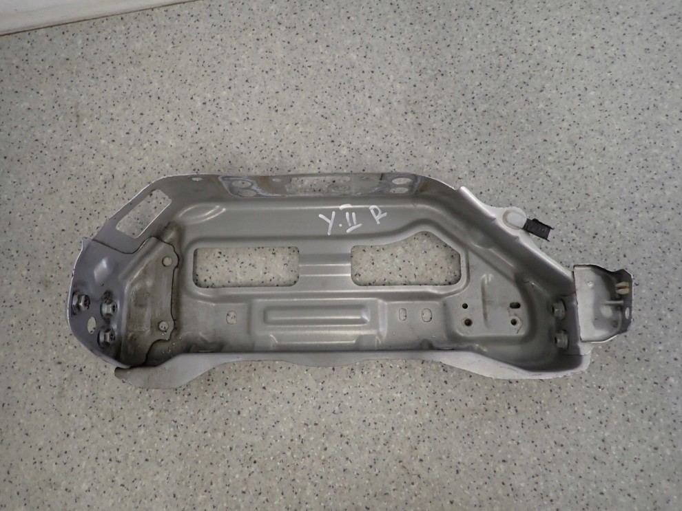 TOYOTA YARIS II 06-09 WSPORNIK PIONOWY PRAWY PASA PRZEDNIEGO 4/7