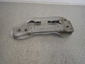 TOYOTA YARIS II 06-09 WSPORNIK PIONOWY PRAWY PASA PRZEDNIEGO 6/7 MINIATURA