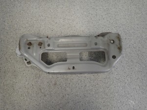 TOYOTA YARIS II 06-09 WSPORNIK PIONOWY LEWY PASA PRZEDNIEGO 5/7 MINIATURA