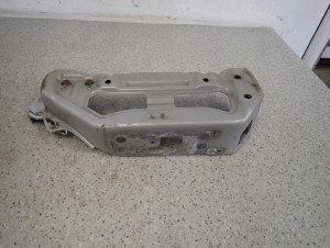 TOYOTA YARIS II 06-09 WSPORNIK PIONOWY LEWY PASA PRZEDNIEGO 6/7 MINIATURA