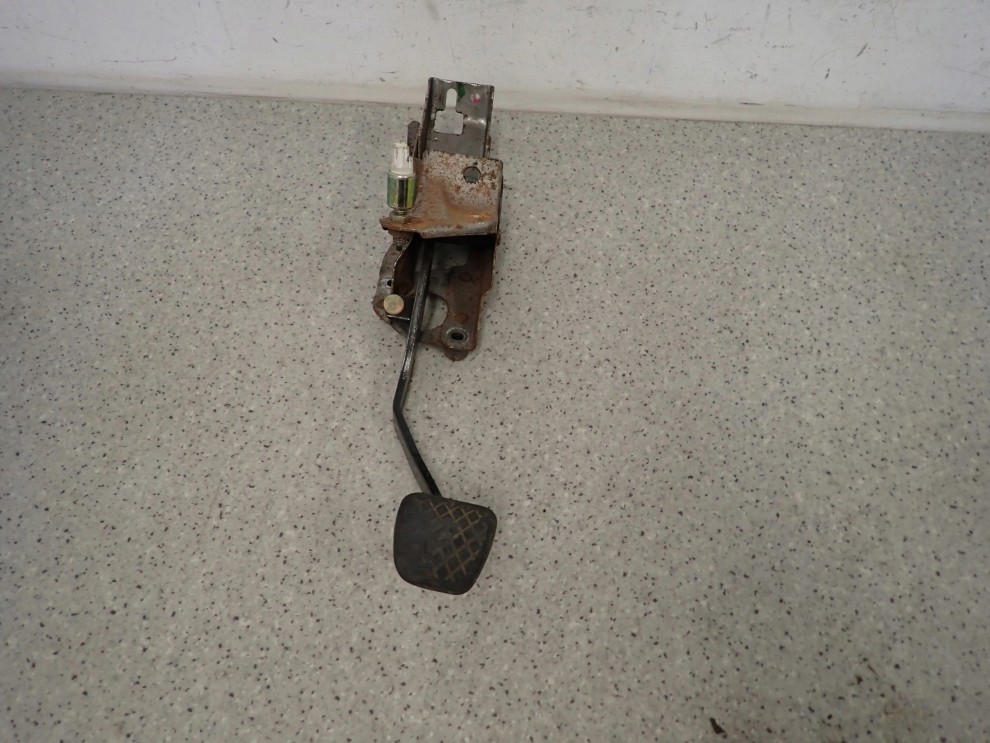 HONDA FR-V FRV PEDAŁ SPRZĘGŁA 1/5