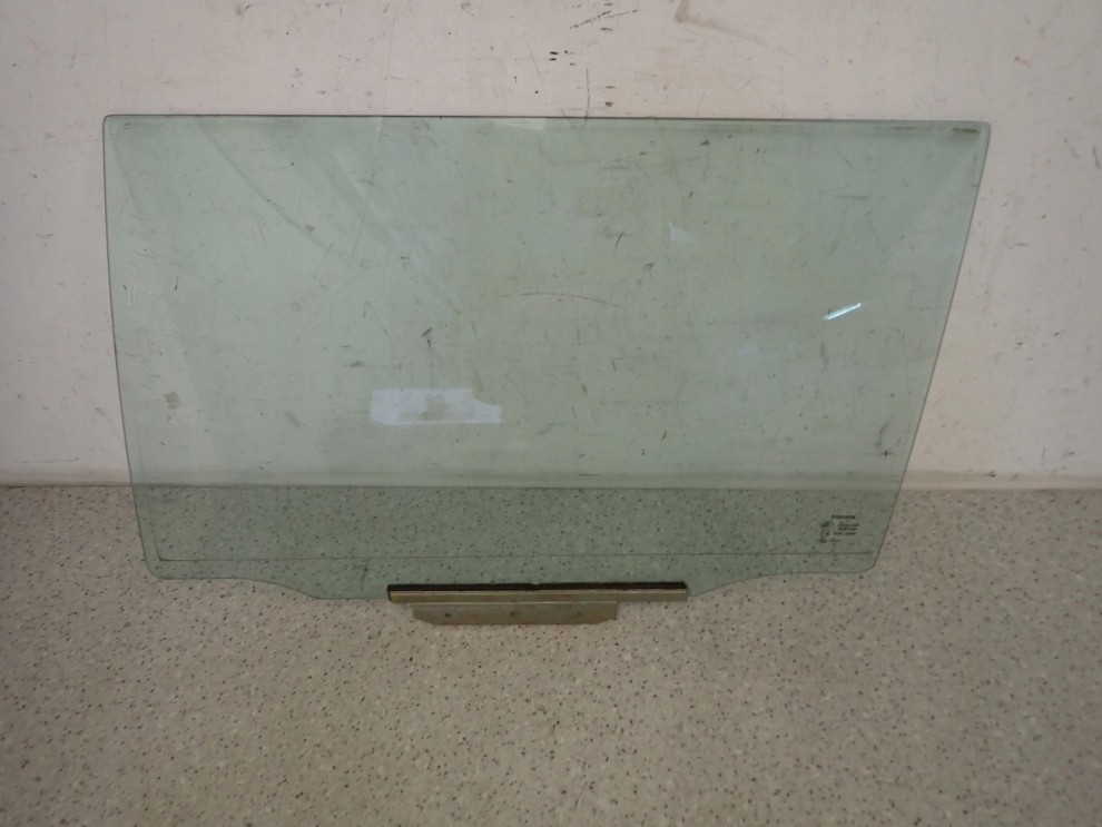 TOYOTA COROLLA E12 KOMBI 04-07 SZYBA TYLNA LEWA 5/7