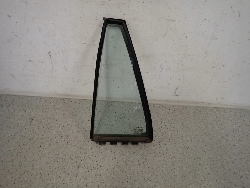 TOYOTA COROLLA E12 KOMBI 04-07 SZYBA TYLNA LEWA 3/6