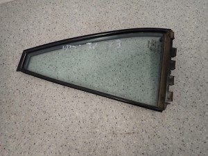 TOYOTA COROLLA E12 KOMBI 04-07 SZYBA TYLNA LEWA 4/6 MINIATURA