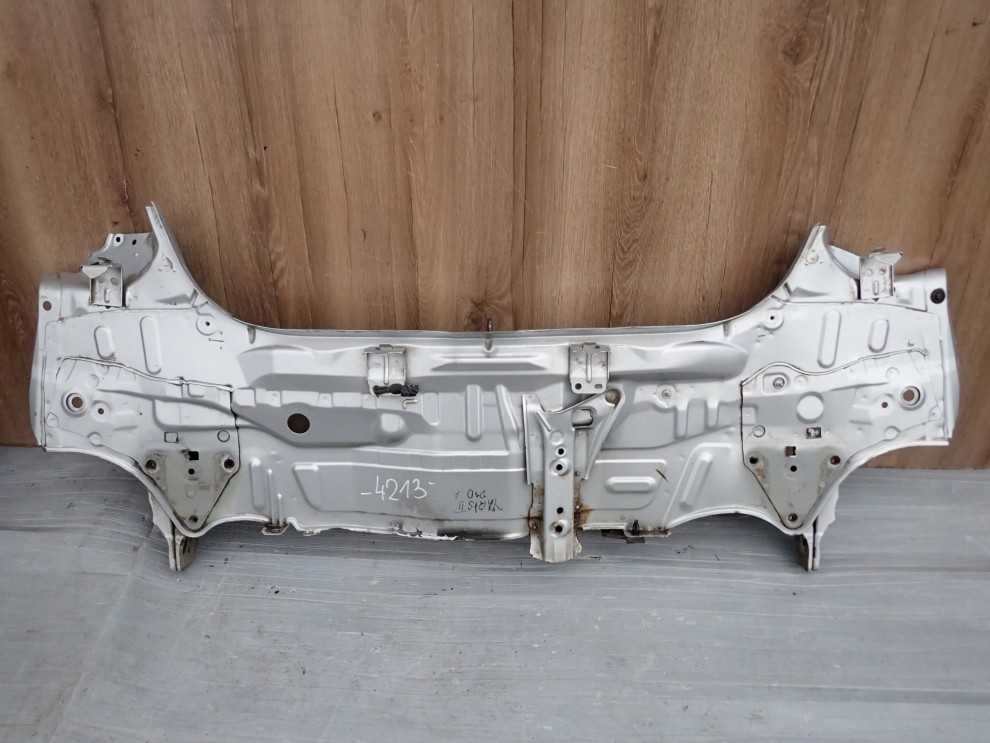 TOYOTA YARIS II 06-11 PAS TYLNY 1/7